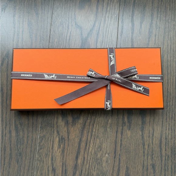 BNIB Hermes Pegasus Bag Charm Vert Comics - Picture 2 of 5